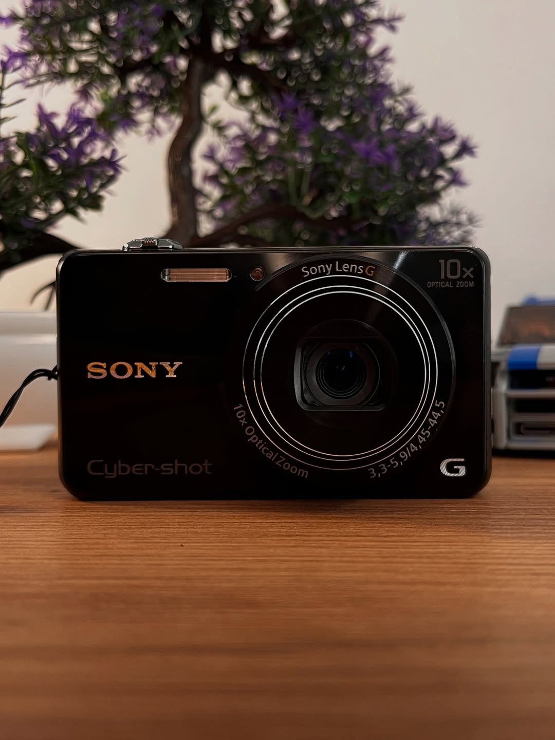 Cyber-shot DSC-WX220