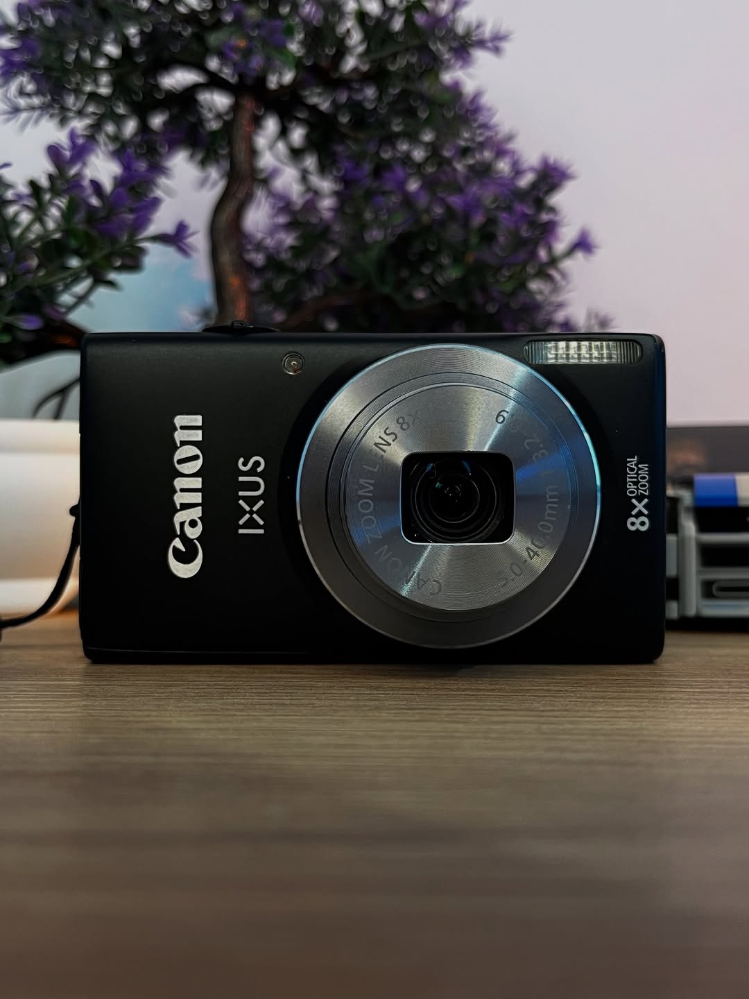 Câmera IXUS 133